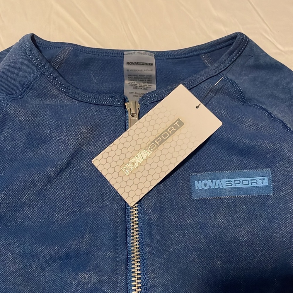 Fashion Nova WORKOUT Crop Jacket NWT - Picture 3 of 4
